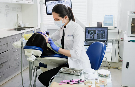 Vplyv krabičkovej stravy na ZUBY